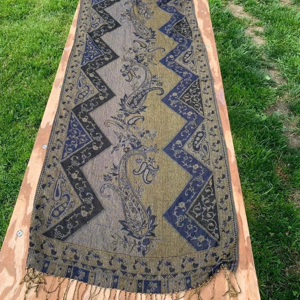 Vintage paisley‎ & floral scarf